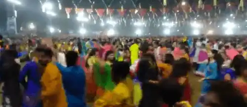 Aavi Nav Navratri Re Navratri-status