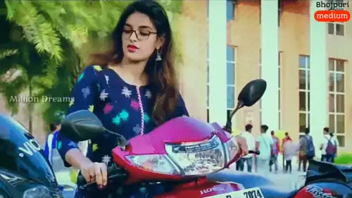 Bas hot hot surat pe ladke setting karte hai Bhojpuri Status