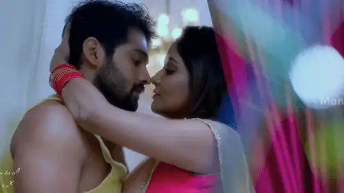 Tu Chiz Badi He Mast Mast Romantic WhatsApp Status Video